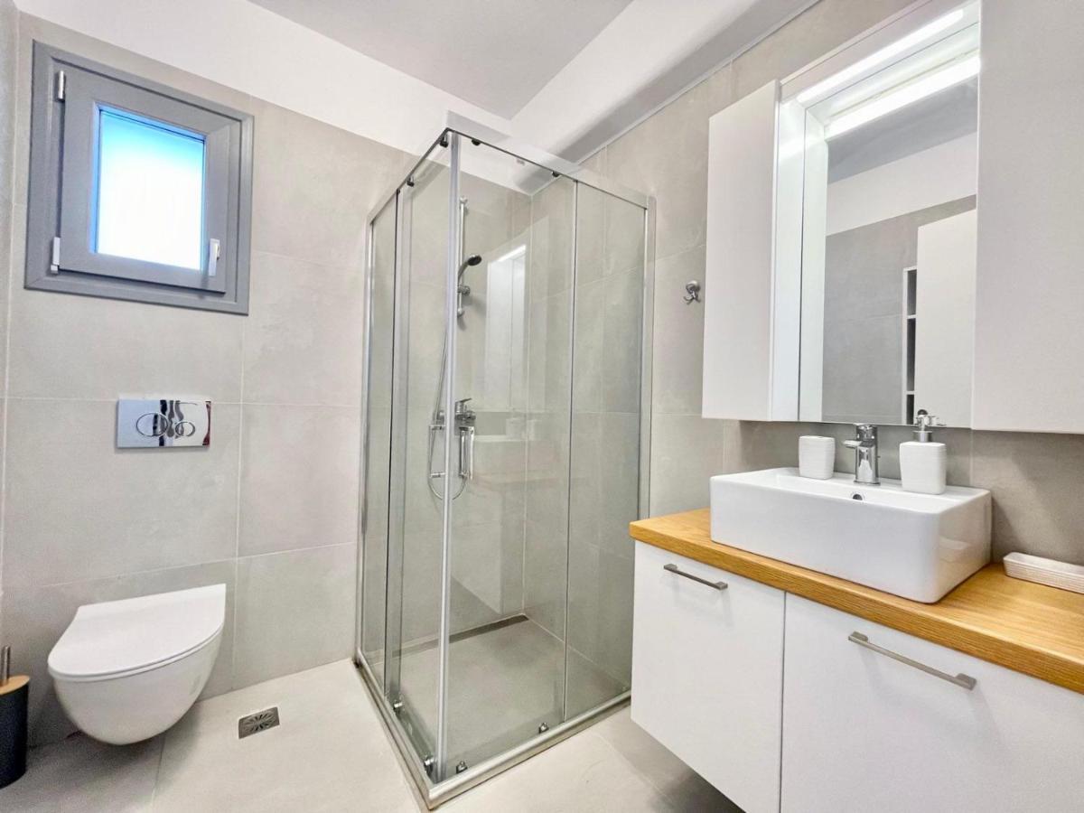Hosting Moments Private Pool Holiday Home Άνω Μερά Εξωτερικό φωτογραφία